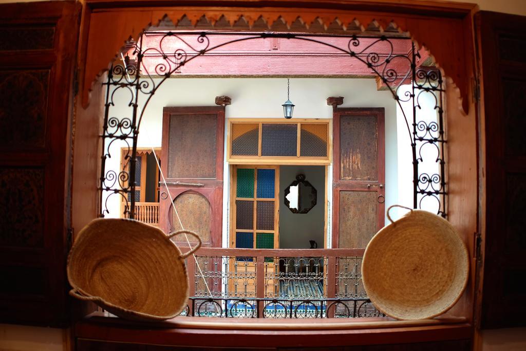 פס Riad Mikou חדר תמונה