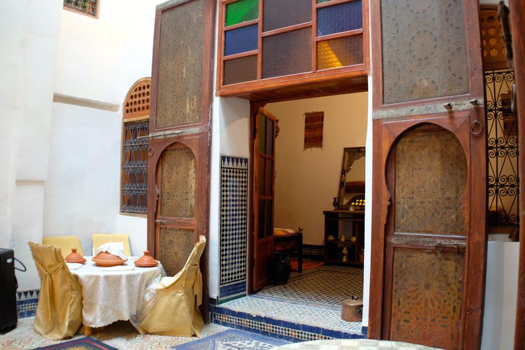 פס Riad Mikou מראה חיצוני תמונה