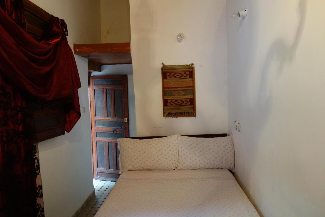 פס Riad Mikou מראה חיצוני תמונה